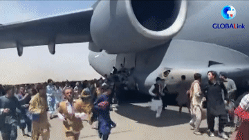 全球連線(xiàn)丨慘??！喀布爾機場(chǎng)現場(chǎng)