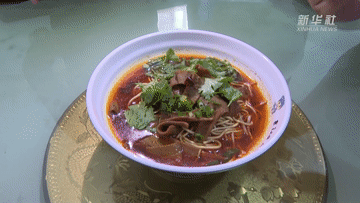 航天員心心念念的這碗牛雜面，安排！