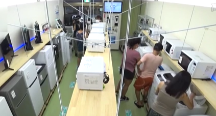 人氣！24小時(shí)營(yíng)業(yè) 東京無(wú)人家電商場(chǎng)受追捧