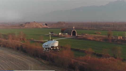 關(guān)注阿聯(lián)酋迪拜航展：我國自主研發(fā)無(wú)人機備受矚目